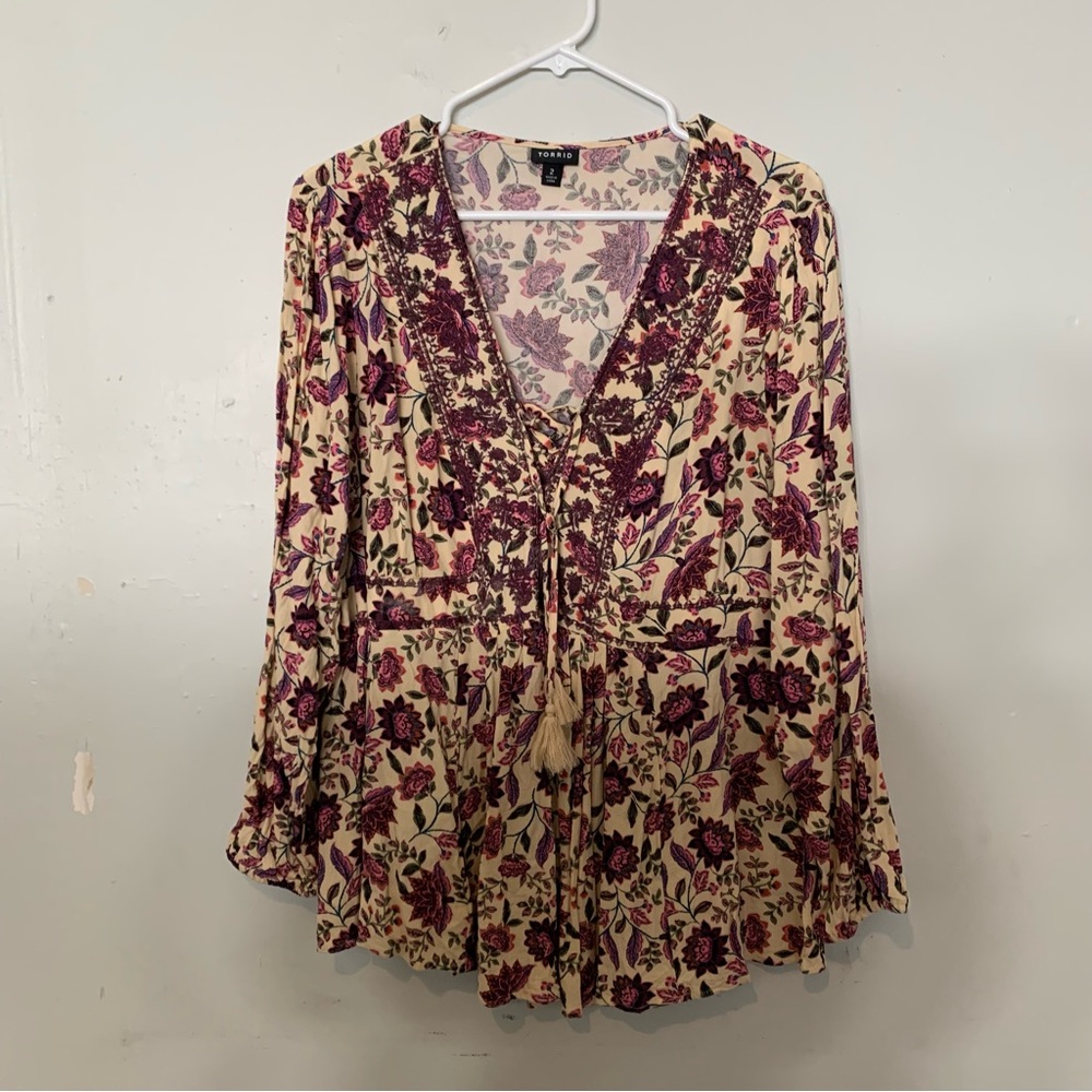 🆕 torrid Embroidered Floral Blouse